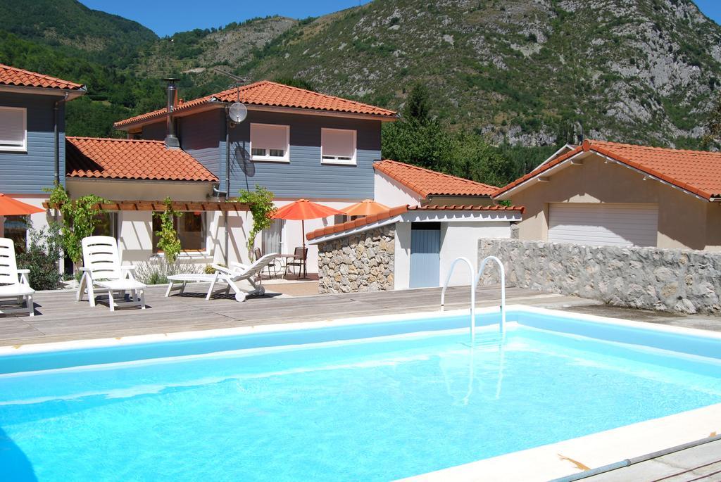 Les Terrasses De Castelmerle Niaux Habitación foto