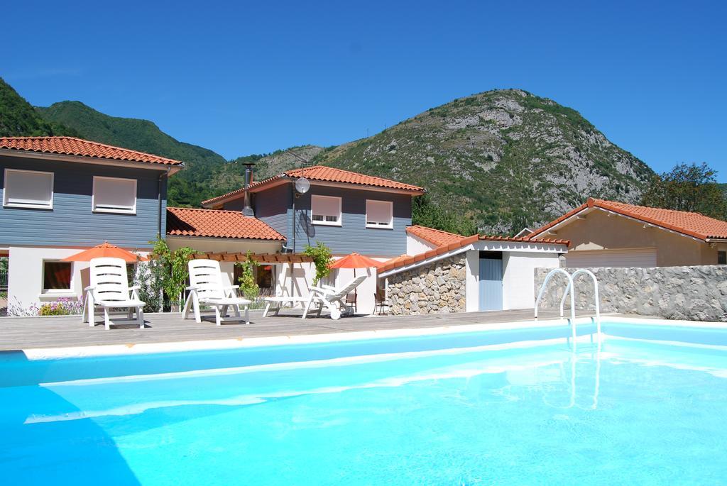 Les Terrasses De Castelmerle Niaux Habitación foto